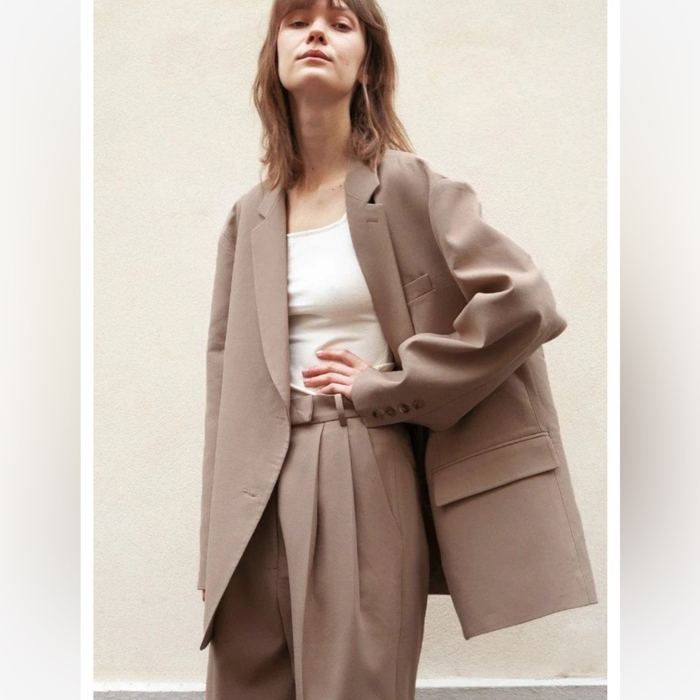 Frankie shop bra blazer in color Latte
